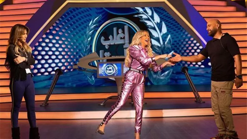 رزان مغربي تبهر متابعيها برفقة السقا ونوال الزغبي