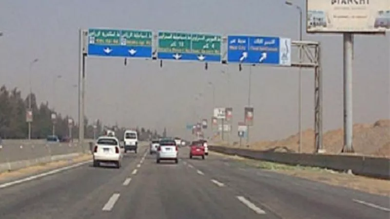 بدء تحويل حركة السيارات بطريق 