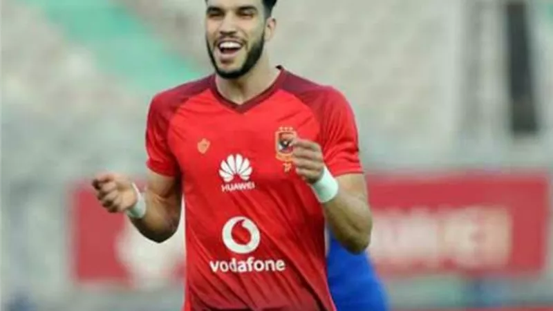 الإتفاق السعودي يطمئن الأهلي : لن نكون محطة لإنتقال أزارو للزمالك