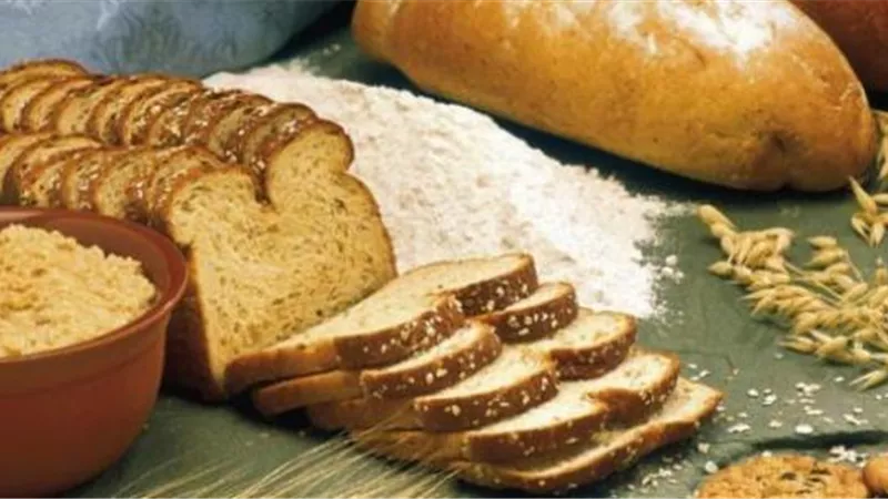طريقة عمل خبز الشعير للرجيم.. فوائد صحية متعددة