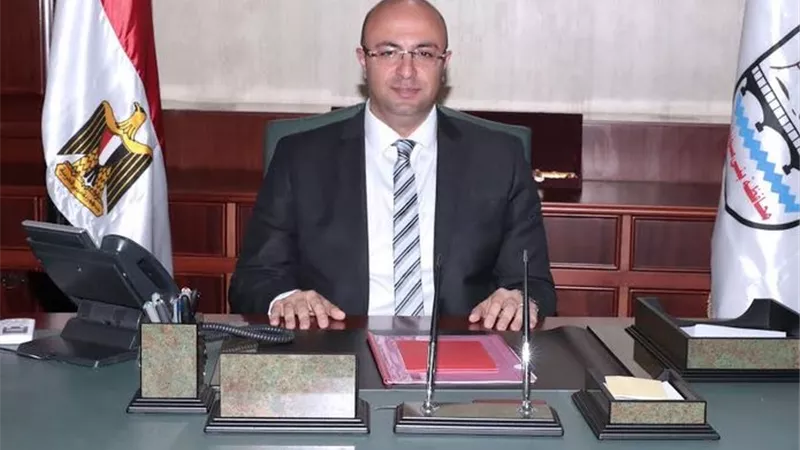 محافظ بني سويف يهنئ الرئيس السيسي بعيد العمال