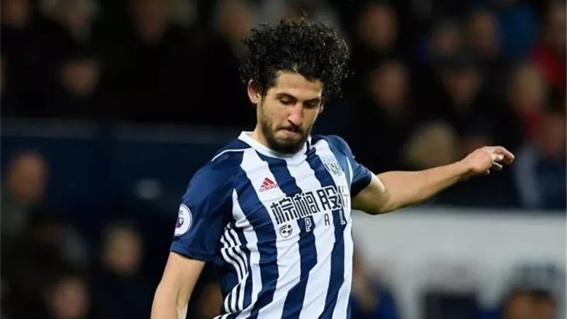 الأهلي يجدد مفاوضاته لضم أحمد حجازي