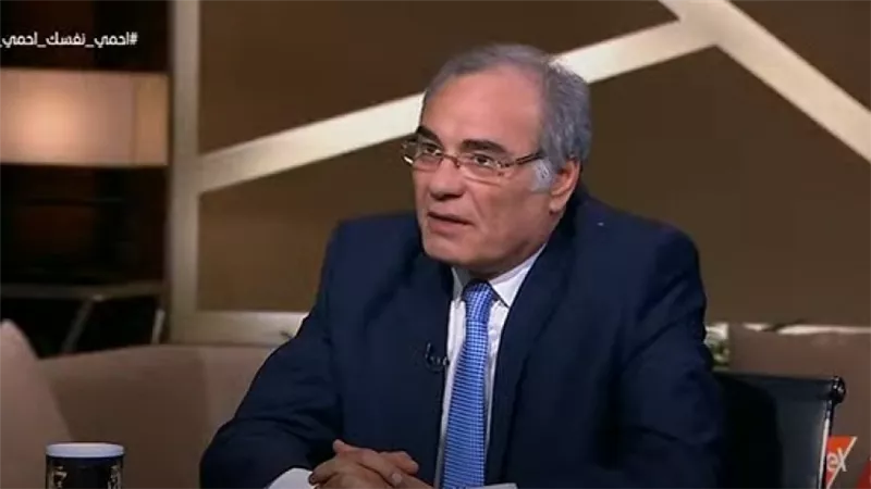 دكتور صدر يكشف علاقة التدخين بفيروس كورونا.. فيديو