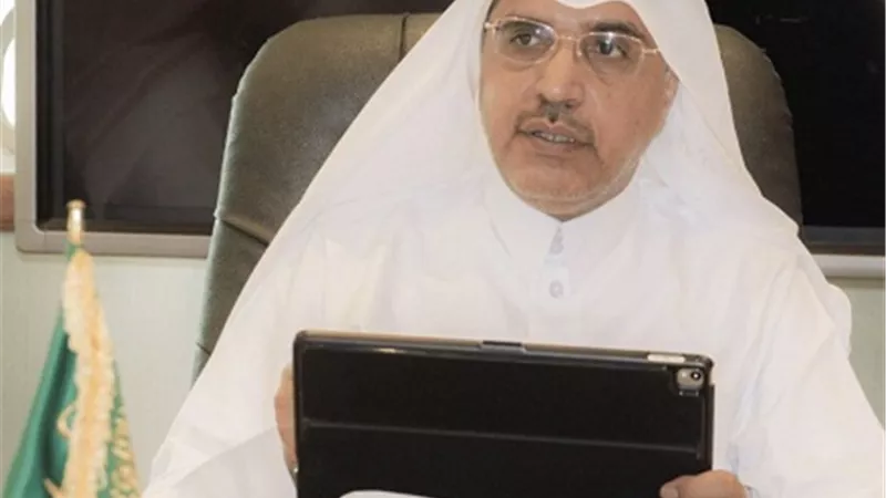 مدير تعليم تبوك يشيد بمشروع تطوير مسارات الثانوية العامة و الأكاديميات المتخصصة