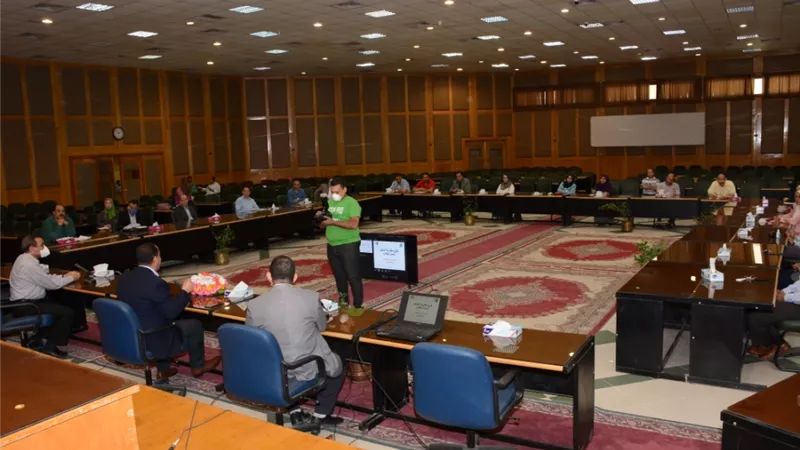 جامعة أسيوط تحذر طلابها من الانجراف وراء المكتبات الخارجية لاستغلال نظام الأبحاث الجامعية