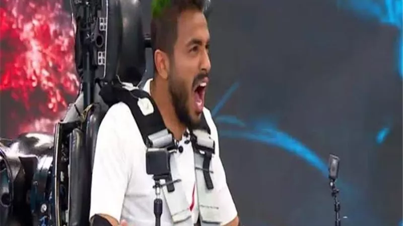 رامز جلال يسخر من محمود كهربا 