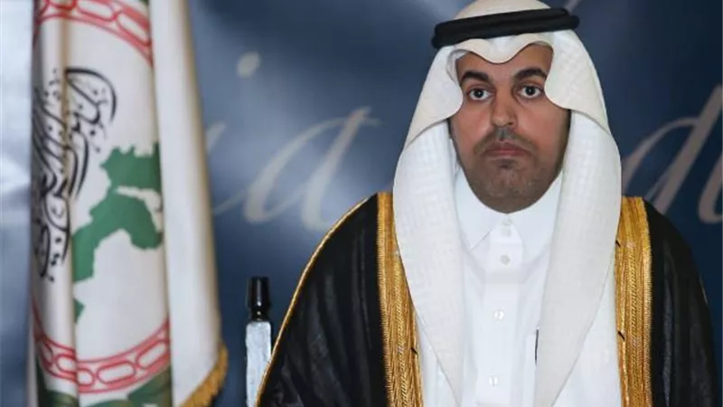 رئيس البرلمان العربي يرحب بهدنة الجيش الليبي.. ويطالب كافة الأطراف الليبية بالوقف الفوري لإطلاق النار