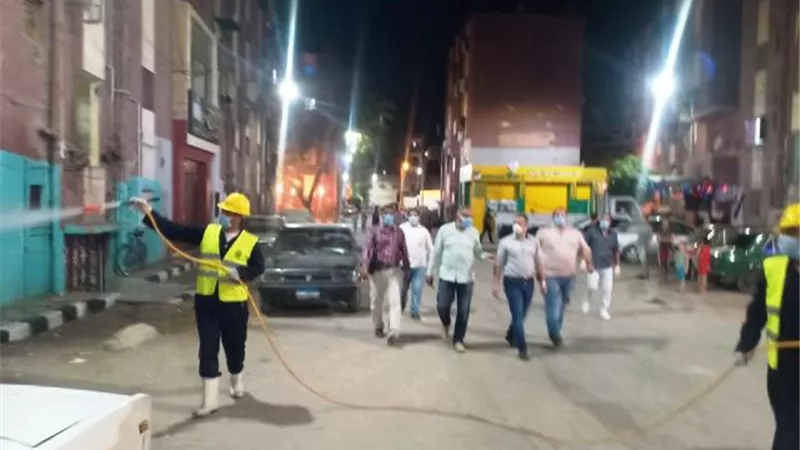 محافظة أسيوط تواصل حملات التطهير بالمراكز والأحياء للوقاية من كورونا.. بالصور