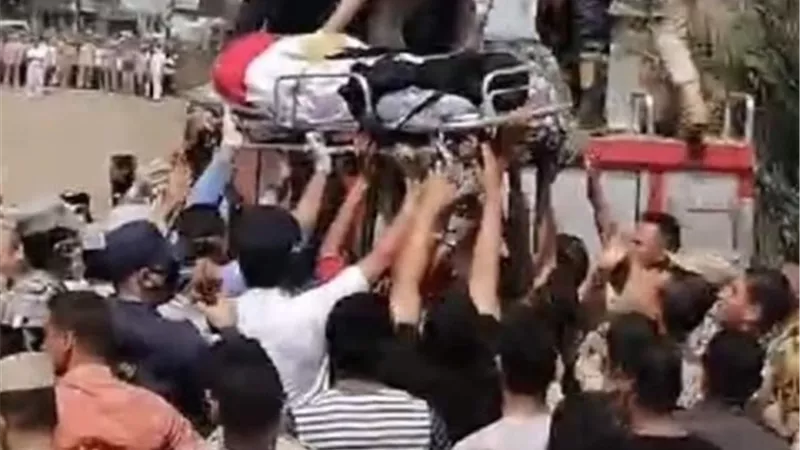 بالزغاريد وعلم مصر الدقهلية تشيع جثامين أبنائها شهداء حادث بئر العبد.صور