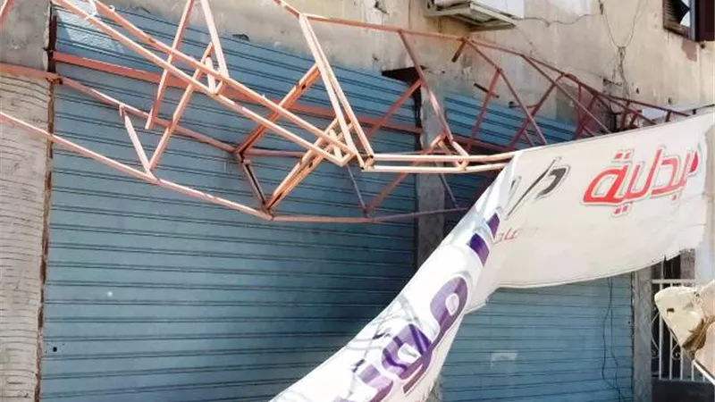 تنفيذ ١٢ قرار بناء على أملاك دوله بترعة الطوارئ بالسلام.. بالصور