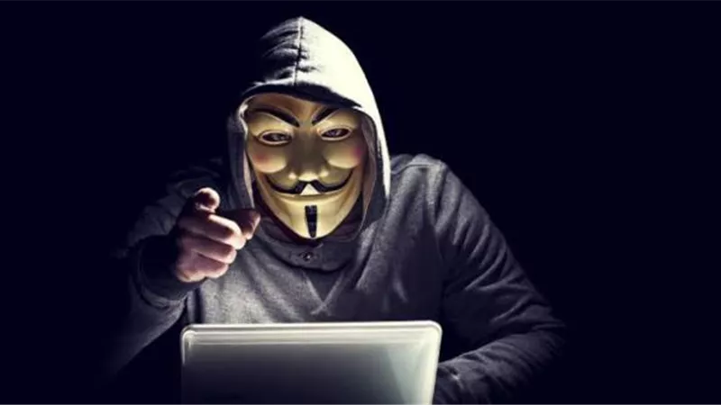 الجمهورية أون لاين تخترق العالم الخلفي لـ 