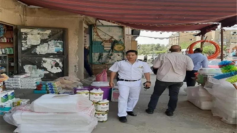 جهاز مدينة ١٥ مايو يشُن حملة مكبرة لإزالة المخالفات ورفع الإشغالات
