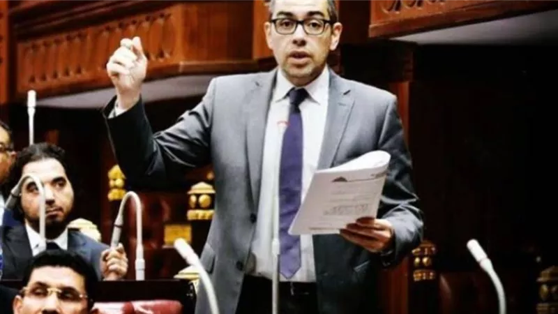 النائب محمد فؤاد صرف رواتب المعلمين ومكافئاتهم على أساسى 2014 سبب تدنى أوضاعهم
