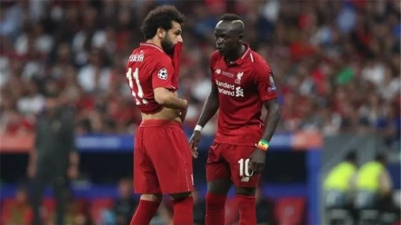 ساديو مانى يصدم صلاح .. فيرمينيو افضل