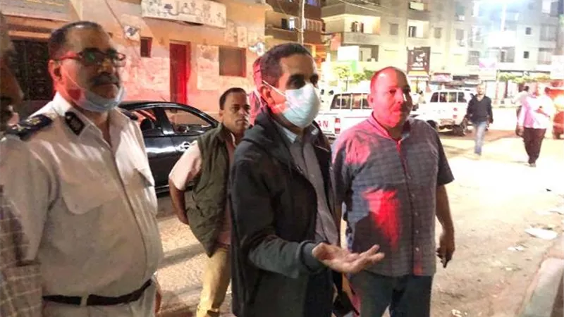 محافظ الغربية يحرر 15 محضرًا لمخالفي حظر التجوال بطنطا وكفر الزيات