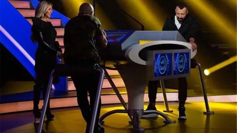 رزان مغربي توجه رسالة لضيفها احمد فهمى