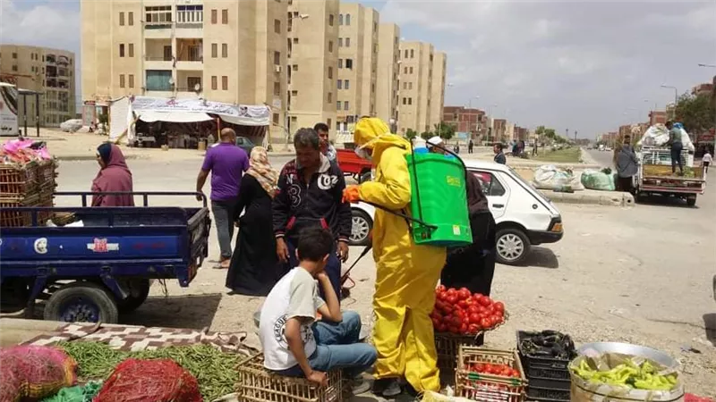 تنفيذ حملة لتطهير المنازل والمنشآت في العاشر من رمضان لمواجهة كورونا
