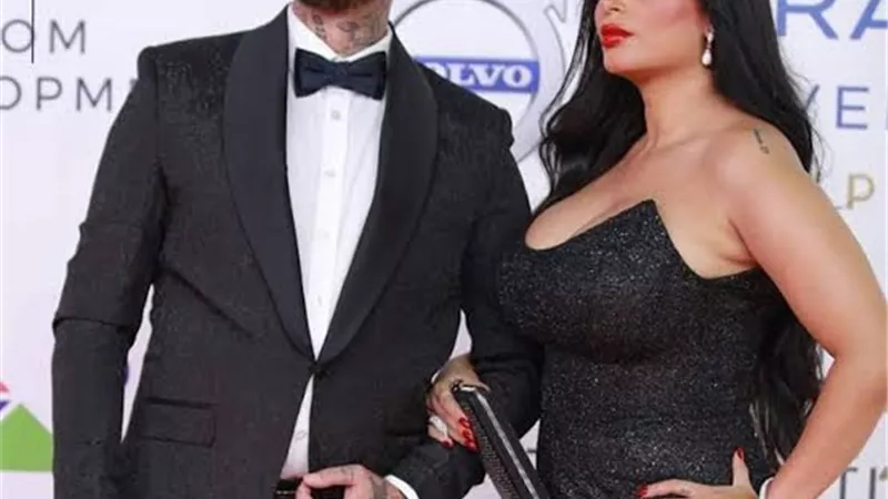 زوجة الفيشاوى تشن هجوما على مسلسل 