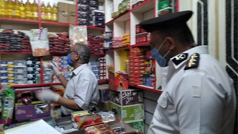 ضبط كمية كبيرة من اللحوم الفاسدة وتحرير 188 محضر تمويني متنوع بسوهاج