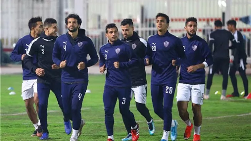 الزمالك يتخذ قرارًا هامًا بشأن لاعبيه.. تعرف عليه