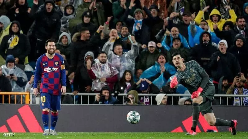 حارس ريال مدريد يثير الجدل بتصريحاته عن الاحق بلقب الدورى الاسبانى