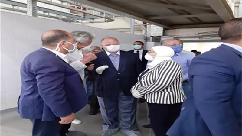 محافظ القاهرة يتفقد التشغيل التجريبى لمجزر ١٥ مايو