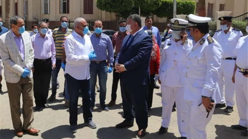 محافظ السويس : مخطط لفتح وتطويرعدد من الشوارع والميادين