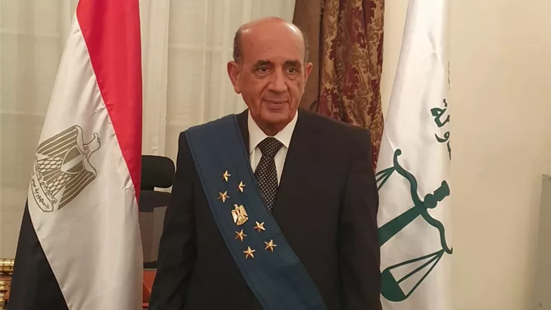 رئيس مجلس الدولة يصدر قرارا باستئناف العمل جزئيا بالقسم القضائى.