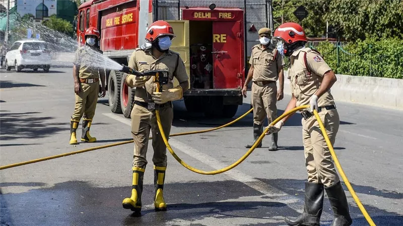 مقتل 5 وإصابة المئات إثر تسرب غاز في مصنع بالهند .. فيديو