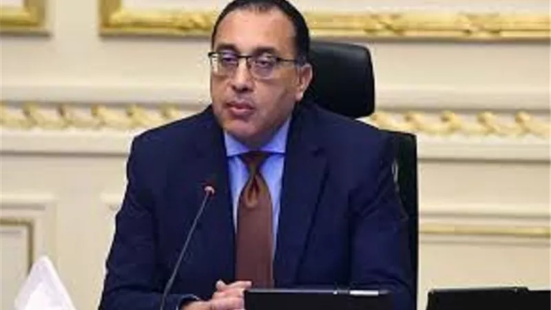 الحكومة ترفع قيمة الموازنة الاستثمارية من 150 لـ 230 مليار جنيه