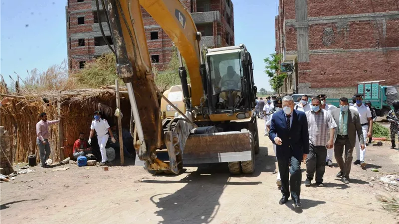 التحقيق مع مدير تنظيم المنيا لعدم ازالة المبانى المخالفة