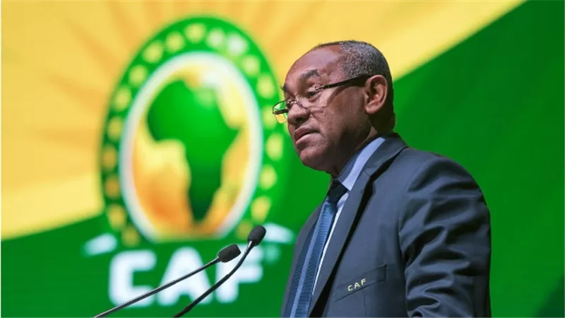 رئيس الكاف يعلن مصير مسابقتي دوري أبطال إفريقيا والكونفدرالية