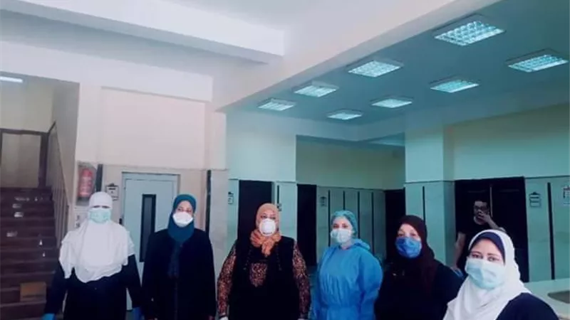 خروج ٣ حالات شفاء أخري من مستشفي العزل بشيبة الزقازيق