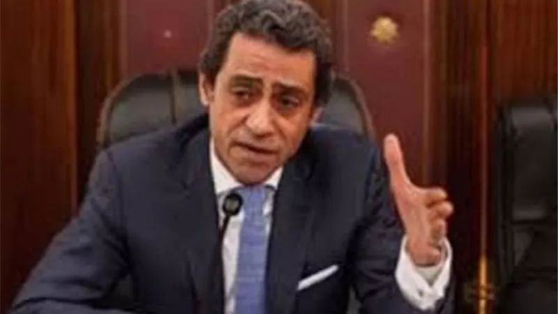 الجندي فى طلب إحاطة يطالب بسرعة صرف رواتب عمال نظافة الدقهلية