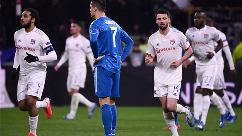 اليويفا يعلن موعد مباراة يوفنتوس وليون في دوري أبطال أوروبا