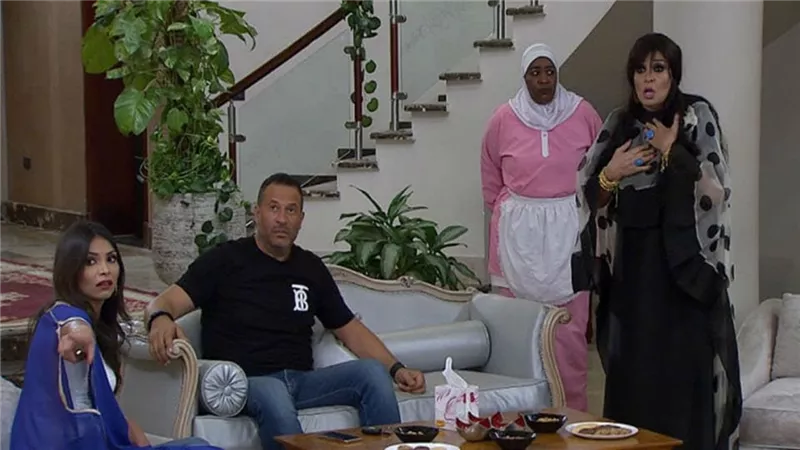 ماجد المصرى يضحك على حارس فيفى عبده ويدخل الفيلا