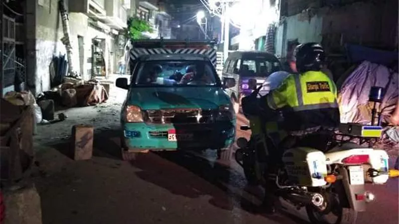 غراب يضبط 11 سيارة ملاكي وربع نقل وميكروباص تسير عكس الاتجاه وأثناء وقت الحظر بالزقازيق