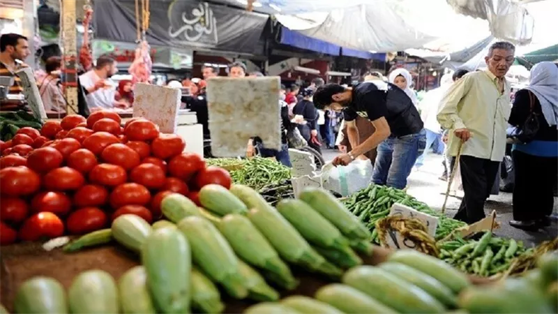 حقيقة انتقال فيروس كورونا عن طريق الطعام