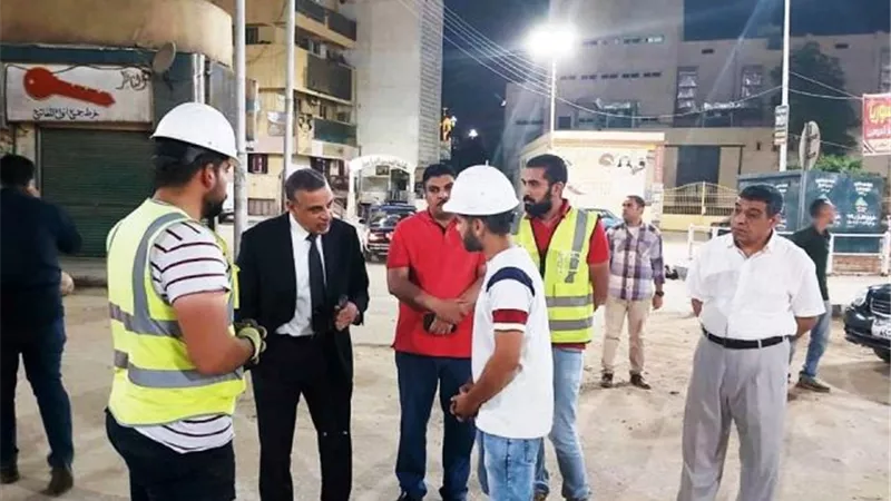 محافظ سوهاج يتفقد أعمال ترحيل خطوط مياه الشرب حفاظا على سلامة المواطنين..صور
