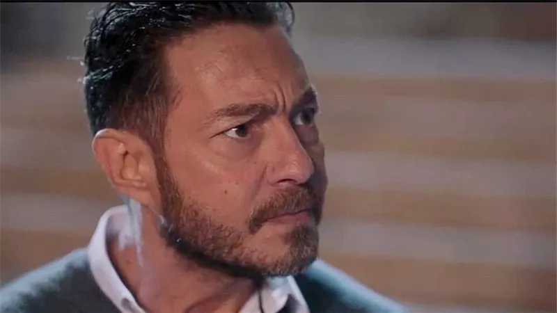 احمد زاهر يكشف تفاصيل تهديده بالقتل على الهواء بسبب البرنس.. فيديو