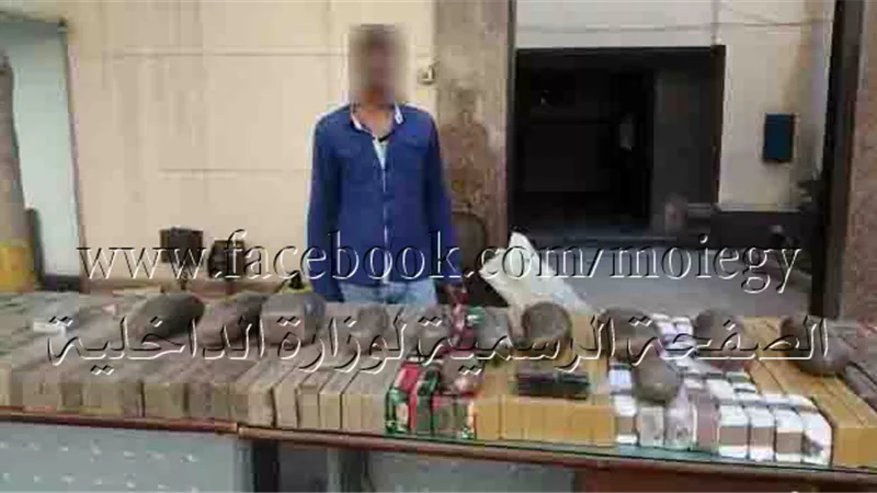 احباط محاولة تهريب 2220 طربة حشيش و20 كيلو أفيون بـ18 مليون جنيه.. صور