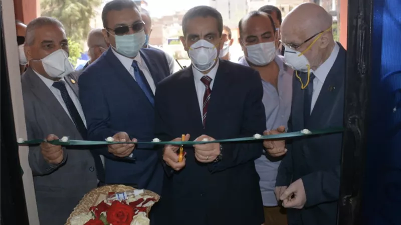 محافظ الغربية ونائبه يفتتحان الوحدة البيطرية بقطور بتكلفة مليون و 200 الف جنيه