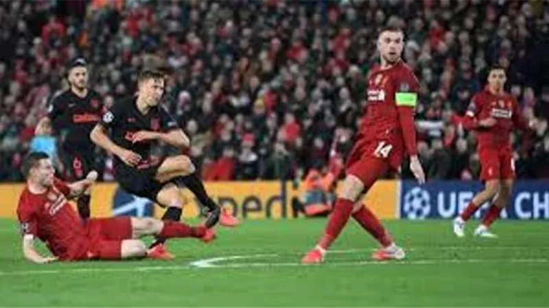صفقة تبادلية بين ليفربول وأتلتيكو مدريد