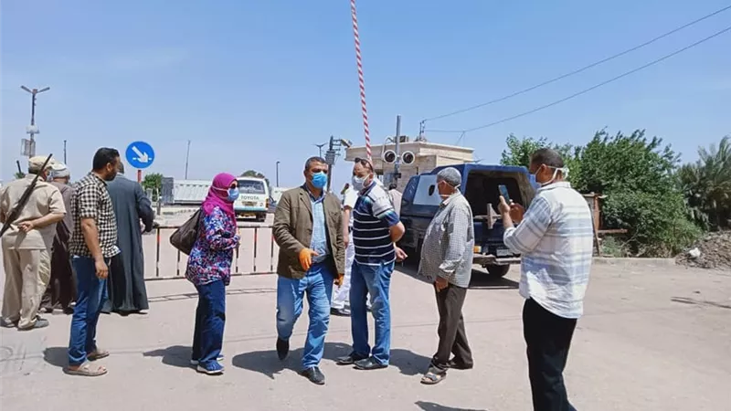 عزل جزئى فى قريتى إبنهس وطه شبرا بقويسنا المنوفية وتشديد الرقابة على تنفيذ قرارات الحظر.. صــور