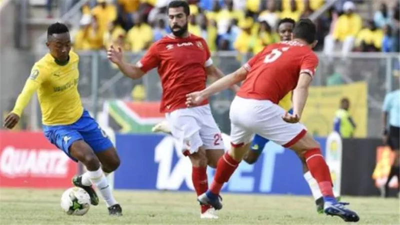 الأهلي يتمسك بالتعاقد مع 