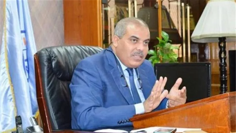 بسبب شبح كورونا : تأجيل امتحانات السنوات النهائية بالأزهر