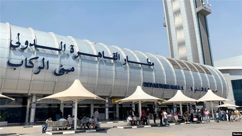 رحلة طيران استثنائية تجلي ١٩٥ مصريا من العالقين بالكويت