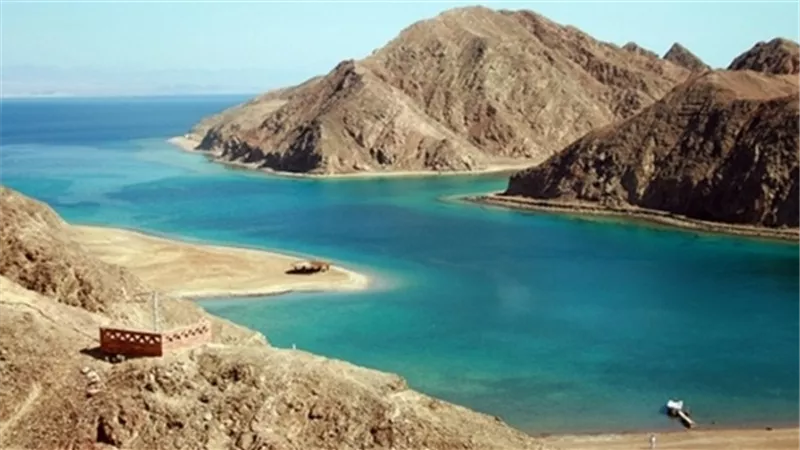 سلة الغذاء في مصر.. أحمد موسى يكشف عن مشروعات تنمية سيناء للاكتفاء الذاتي (فيديو)