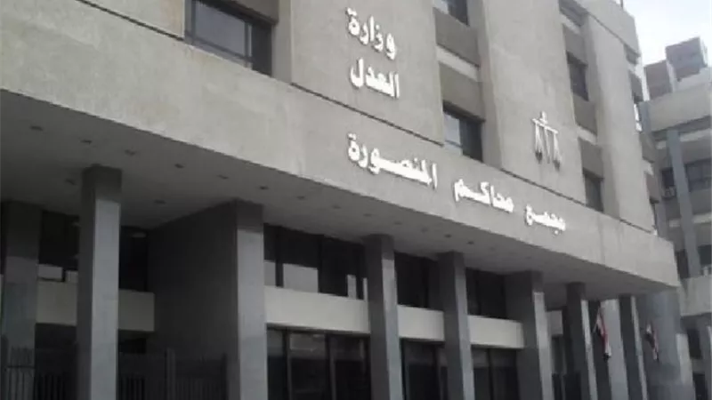 تجديد حبس المحامى المعتدى على ضابط الشرطة بالمنصورة
