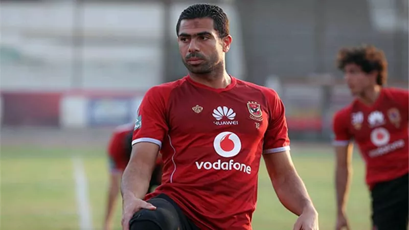 مفاجأة.. الأهلى يستقر على بديل أحمد فتحى